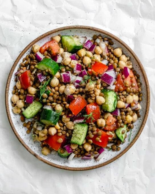 Salada Mediterrânea de Grão-de-Bico